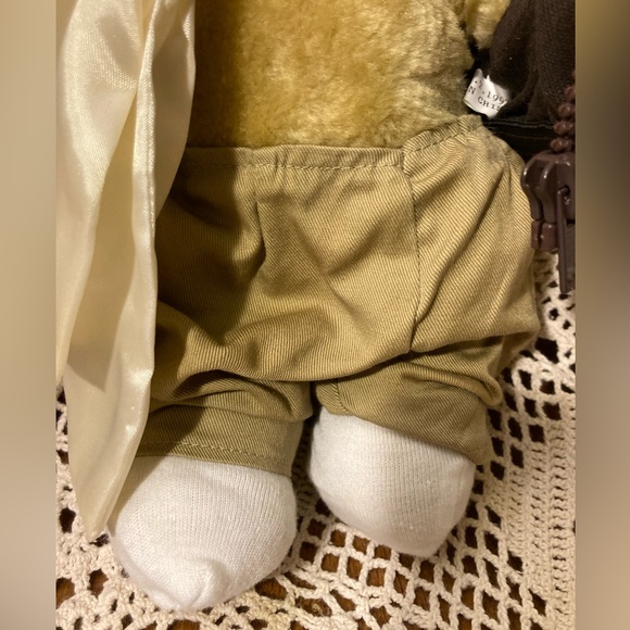 1992 Tender Heart Treasures Aviator Teddy Bear - Jointed with Working Clothing - Picture 8 of 17